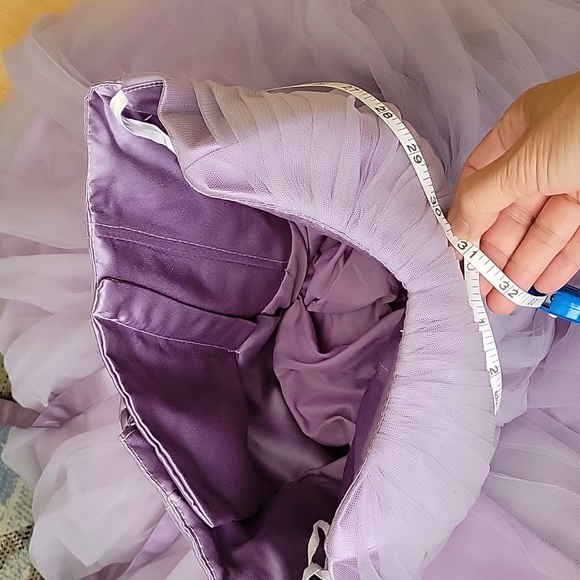 Bridesmaid's light purple bridesmaid dress - Picture 9 of 9